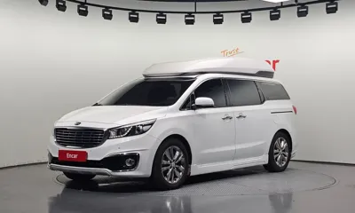 Kia Canival · 2017 год