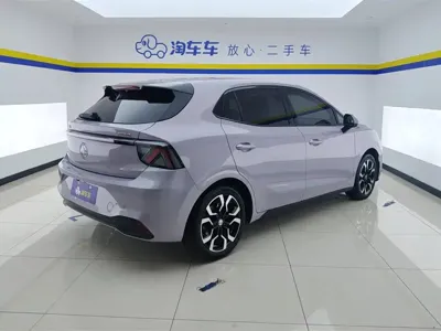 MG MG4 2025, 9900 км, за 73400 CNY