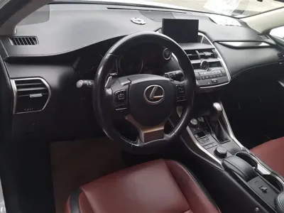 Lexus NX 2015, 132900 км, за 93800 CNY - фото 12