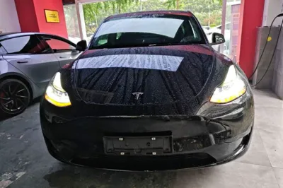 Tesla Model Y 2022, 66300 км, за 168641.79 CNY