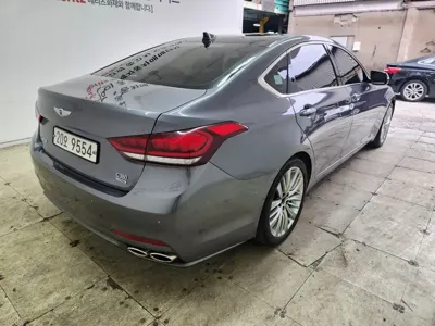 Hyundai Genesis 2016, 98790 км, за 16300000 KRW - фото 5