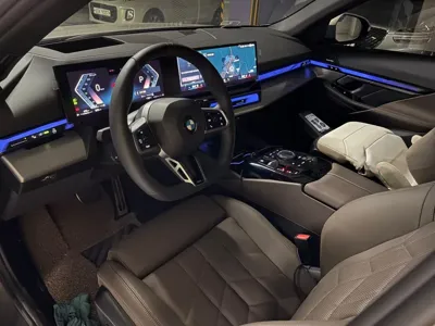 BMW 5-Series · 2025 год