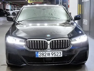 BMW 5-Series 2023, 55332 км, за 41800000 KRW