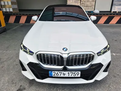 BMW 5-Series · 2025 год