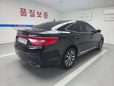 Hyundai Grandeur 2011, 152245 км, за 4200000 KRW - фото 2