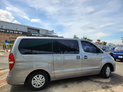Hyundai Starex 2018, 79255 км, за 19300000 KRW