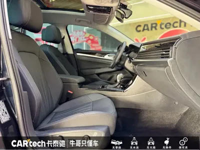 Volkswagen Passat 2025, 7800 км, за 126800 CNY - фото 17