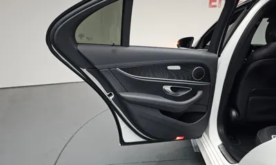 Mercedes-Benz E-Class 2023, 12589 км, за 36000000 KRW - фото 25