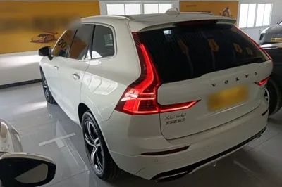 Volvo XC60 2018, 93500 км, за 131200.81 CNY