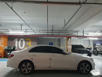 Mercedes-Benz E-Class 2017, 169397 км, за 16900000 KRW - фото 9