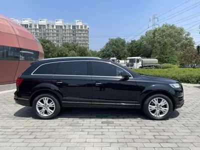 Audi Q7 2012, 102000 км, за 109800 CNY