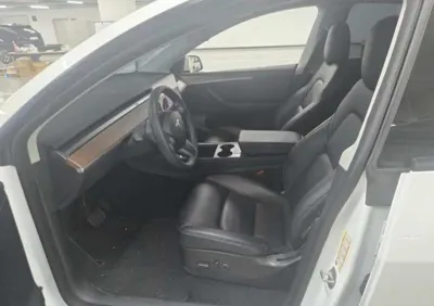 Tesla Model Y 2022, 53521 км, за 8520000 KRW