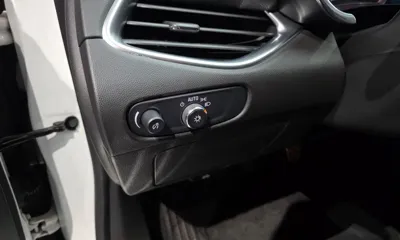 ChevroletGMDaewoo Malibu 2017, 60057 км, за 11500000 KRW - фото 16