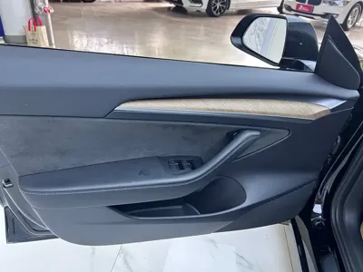 Tesla Model 3 2021, 88000 км, за 113800 CNY - фото 12