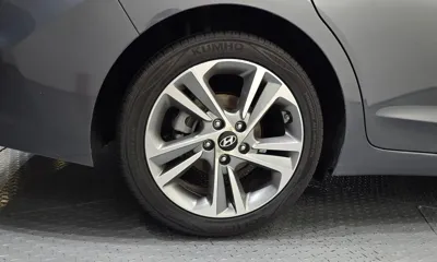 Hyundai Avante 2018, 78197 км, за 12500000 KRW - фото 5