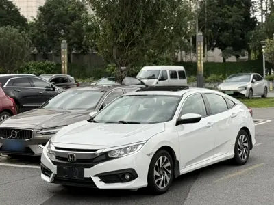 Honda Civic · 2017 год