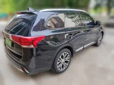 Mitsubishi Outlander 2018, 86500 км, за 48000 CNY - фото 5