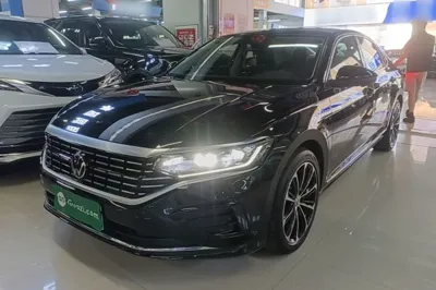Volkswagen Passat · 2023 год
