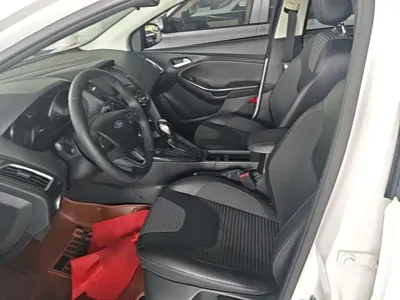 Ford Focus 2017, 63700 км, за 28200 CNY - фото 15