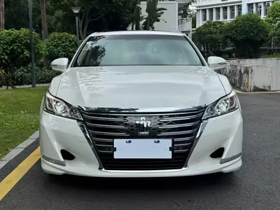 Toyota Crown 2017, 70000 км, за 113000 CNY