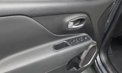 Jeep Renegade 2022, 26696 км, за 21700000 KRW - фото 24