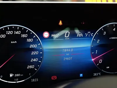 Mercedes-Benz S-Class 2024, 29000 км, за 785000 CNY - фото 8