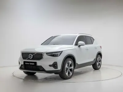 Volvo XC40 · 2026 год