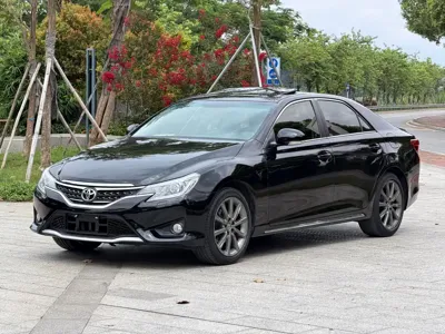 Toyota Reiz · 2015 год