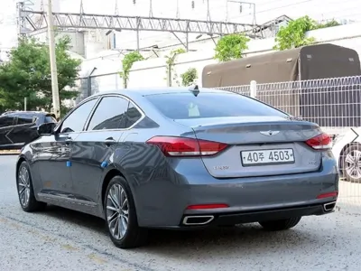Hyundai Genesis 2015, 214381 км, за 4790000 KRW