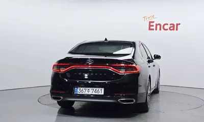 Hyundai Grandeur 2018, 128169 км, за 13900000 KRW