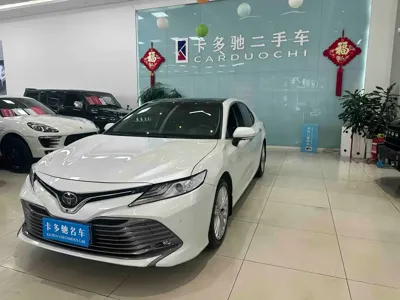 Toyota Camry · 2019 год
