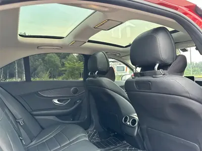 Mercedes-Benz C-Class 2017, 70000 км, за 75800 CNY - фото 18