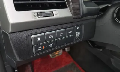 KG_Mobility_Ssangyong Rexton 2018, 142120 км, за 12900000 KRW - фото 20