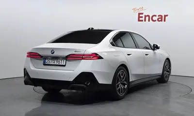 BMW 5-Series 2024, 21115 км, за 54000000 KRW