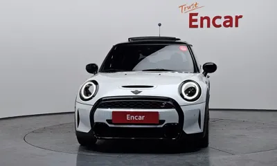 MINI Cooper 2024, 16578 км, за 26000000 KRW