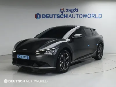 Kia EV6 · 2023 год