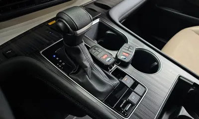 Toyota Sienna 2024, 34070 км, за 53500000 KRW - фото 9