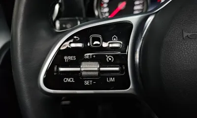Mercedes-Benz E-Class 2019, 49518 км, за 25400000 KRW - фото 29