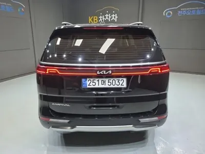 Kia Canival 2022, 58065 км, за 25800000 KRW