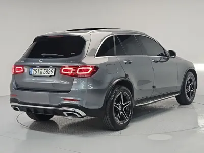 Mercedes-Benz GLC-Class 2022, 61425 км, за 47000000 KRW - фото 3