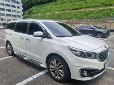 Kia Canival 2015, 147000 км, за 8700000 KRW