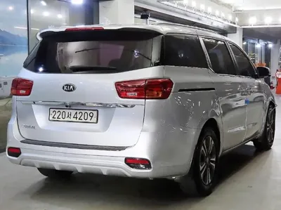 Kia Canival 2019, 183170 км, за 7990000 KRW