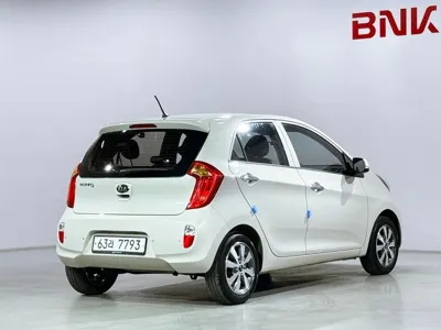 Kia Morning 2013, 87926 км, за 4500000 KRW