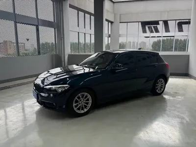 BMW 1 Series (Import) · 2016 год