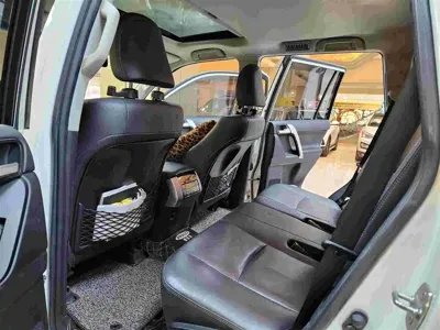 Toyota Prado 2018, 120000 км, за 309800 CNY