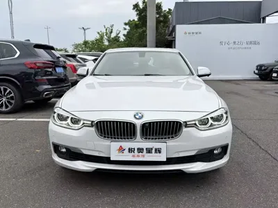 BMW 3 Series 2018, 90000 км, за 58500 CNY - фото 2