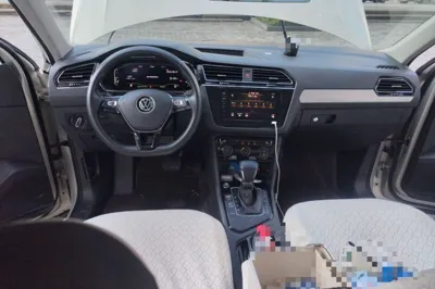 Volkswagen Tiguan L 2021, 86000 км, за 89778.13 CNY - фото 9