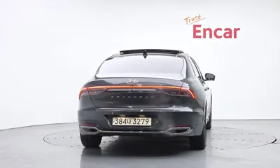 Hyundai Grandeur 2022, 118705 км, за 21500000 KRW