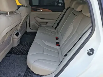 Hongqi Hongqi H5 2018, 109300 км, за 36500 CNY - фото 17