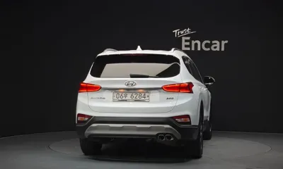 Hyundai Santafe 2019, 142021 км, за 17100000 KRW